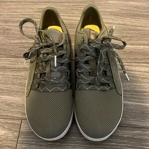 Sorel sneakers - like new